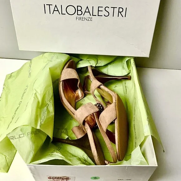 Vintage ITALOBALESTRI Suede Sandals Heels Cipria Pink Beaded Detail Size EU 39